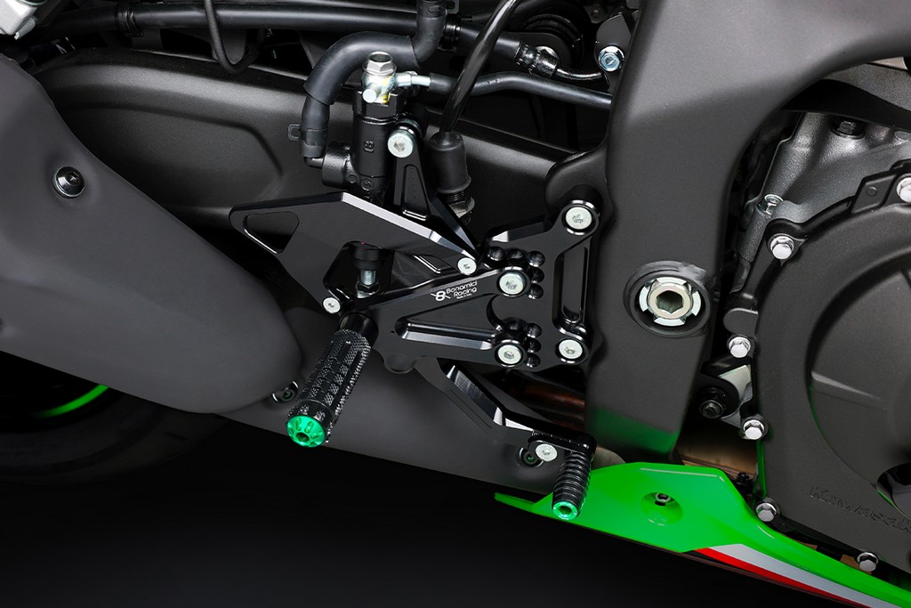 【10％OFF】 Bonamici Racing Rearsets for the Kawasaki ZX-4RR 2023-2024 化粧水・ローション・トナー